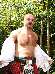 Hairy Man in a Kilt - Carlo Cox