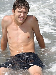 Cute sexy twinks naked by the sea