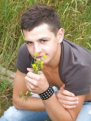 Milan - pretty boy posing outdoor