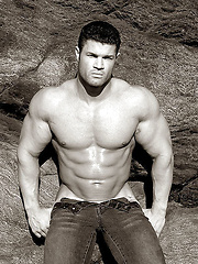 Really hot muscleman Kurt Beckmann