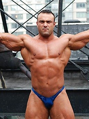 Muscle hunk Johnny Bravo