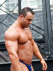 Muscle hunk Johnny Bravo