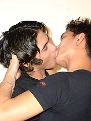 Hot Asian boys suck and fuck each other