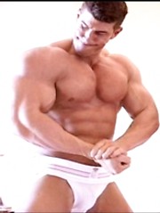 Muscle gays fighting