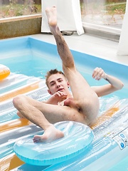 Dominik Black