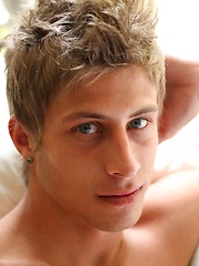 Fall in love with horse hung hottie Jack Harrer all over again as this weeks Pin-Up