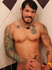 Butch Bloom Rewards Draven Torres With A Steamy Load