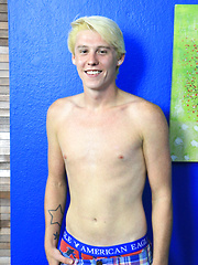 Blond Beauty Brayden Solo